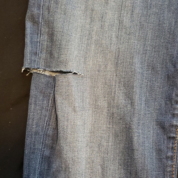 Hudson Jeans, Ginny Crop w/ cuffs, Size 28 - Picture 5 of 8